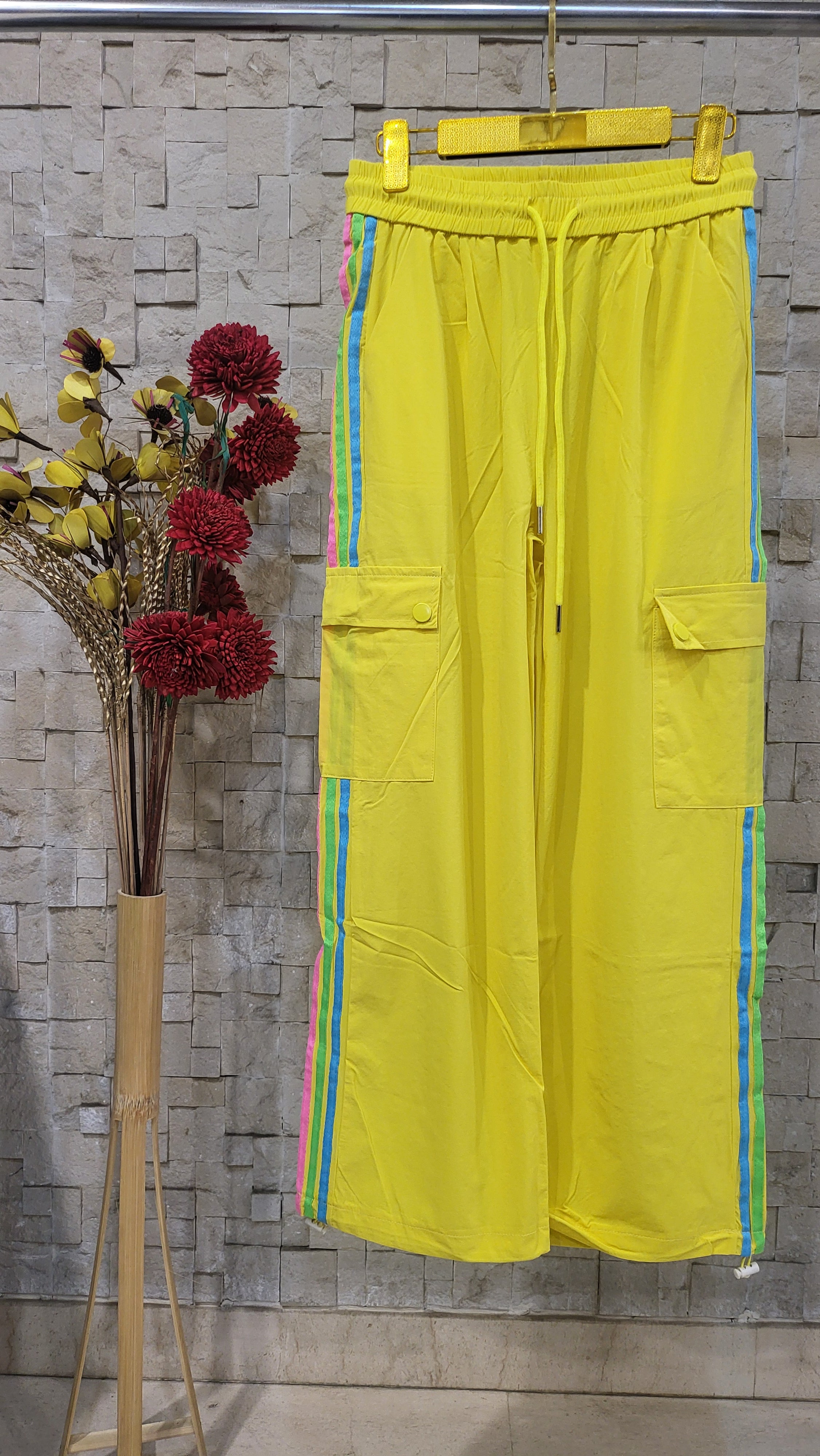 Women Relaxed Fit Balloon Joggers With Multicoloured Strips